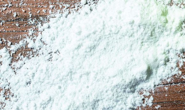 Poudre de talc finement broyée